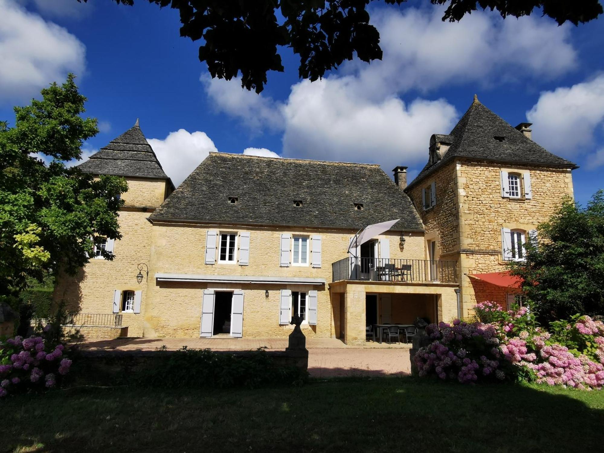 Domaine Jolidetour Climatise, Piscine Et Tennis Prives Hotell Saint-Crépin-et-Carlucet Exteriör bild